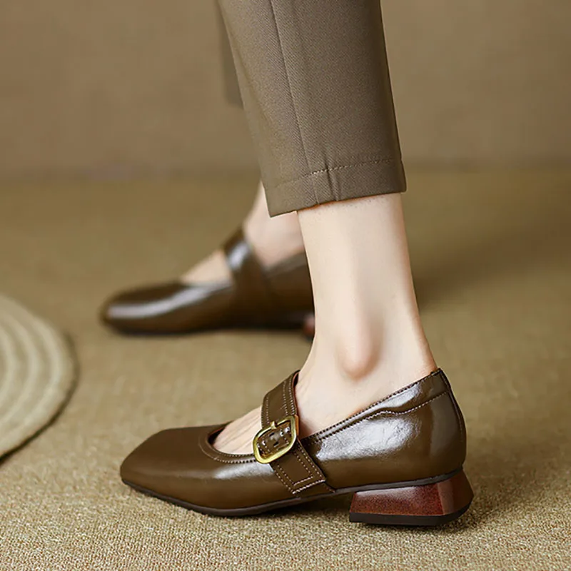Новые модные женские туфли на плоской подошве, винтажные туфли Мэри Джейн, модельные туфли с квадратным носком на низком каблуке, кожаная обувь с пряжкой и ремешком для женщин