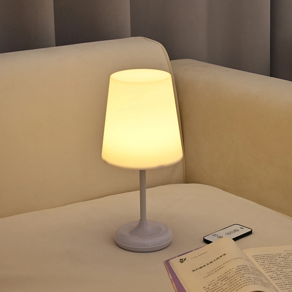 Светодиодная настольная лампа с дистанционным управлением, современная минималистичная настольная лампа для прикроватной тумбочки в гостиничной спальне, светильник для декора гостиной, светильник для защиты глаз